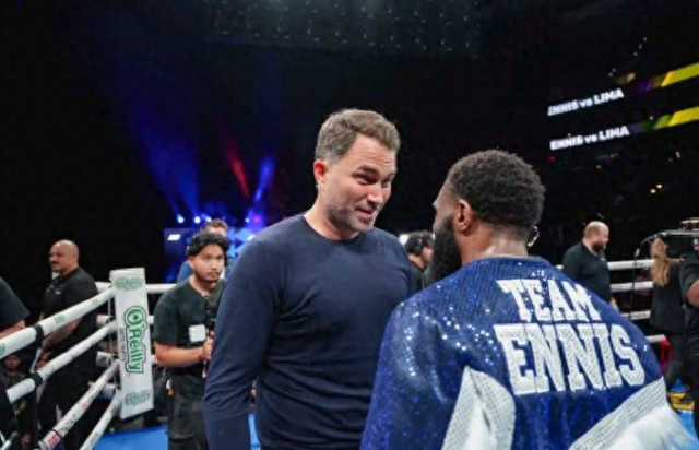 乐鱼体育-埃迪·赫恩在154磅的困局：人才储备出现荒漠|贾伦·恩尼斯|卡内罗·阿瓦雷兹|詹姆斯-恩尼斯|苏尔·阿瓦雷兹|WBA_新浪体育_新浪新闻